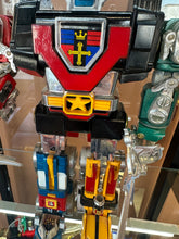 Load image into Gallery viewer, Popy Chogokin Beast Golion Lionbot 1981 GB-36 Japan with accessories
