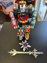 Load image into Gallery viewer, Matchbox Diecast 1981 Voltron GB-36 5 Lions Lionbot w/ Sword &amp; Shield
