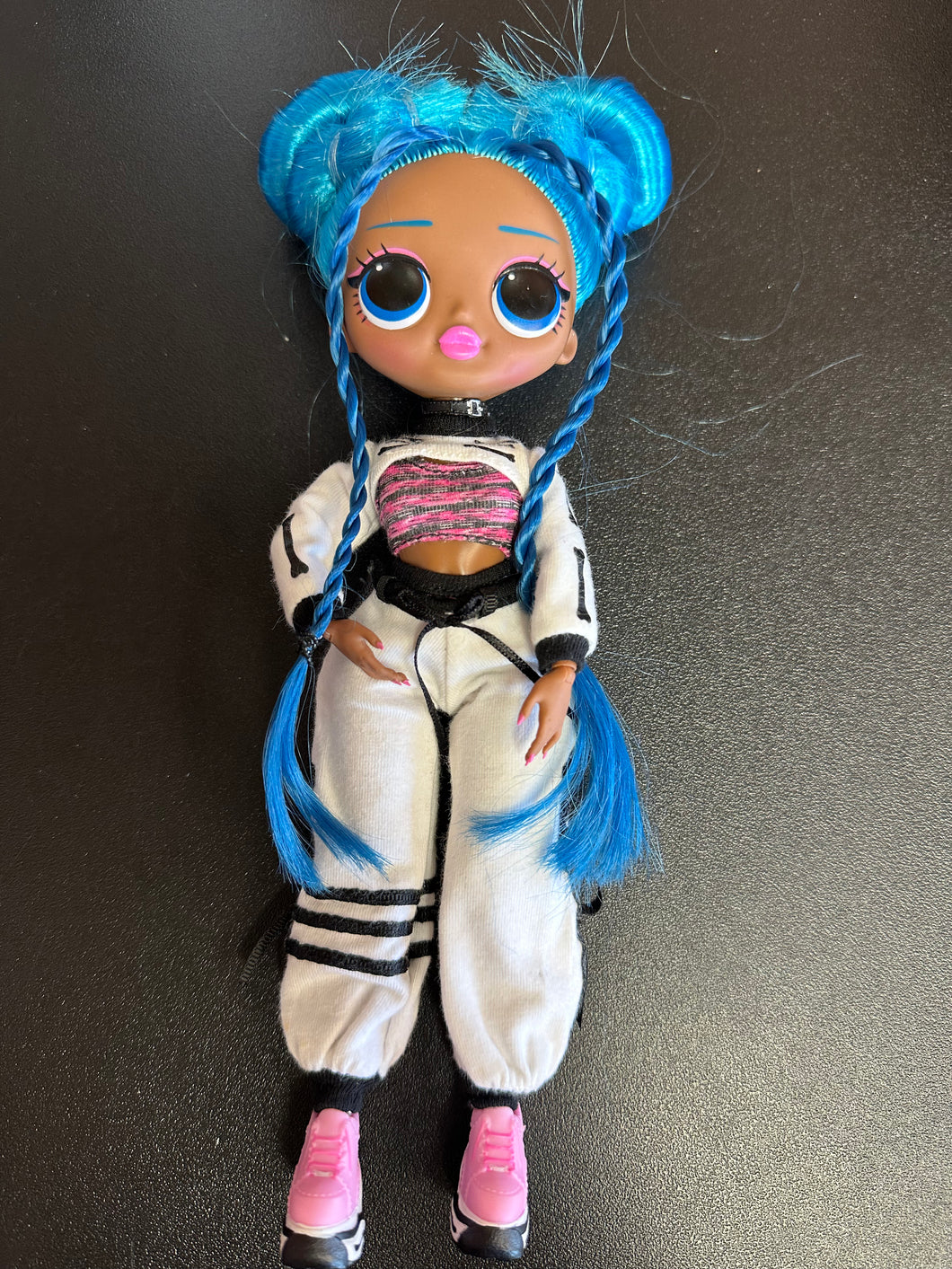 LOL Surprise OMG Chillax Preowned Doll