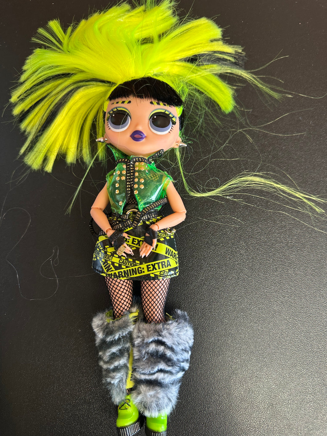 LOL Surprise OMG Remix Rock Bhad Gurl Preowned Doll