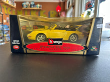 Load image into Gallery viewer, Burago Porsche 911 Carrera Cabriolet 1994 1:18 Scale Die-Cast
