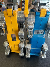 Load image into Gallery viewer, Bandai 1981 Y&amp;K Voltron Lionbot with Sword &amp; Shield No Hands

