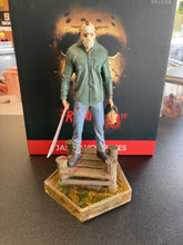 Load image into Gallery viewer, IRON STUDIOS Friday The 13th Jason Voorhees Art Scale 1/10 Deluxe Figure
