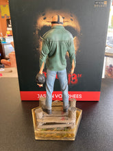 Load image into Gallery viewer, IRON STUDIOS Friday The 13th Jason Voorhees Art Scale 1/10 Deluxe Figure
