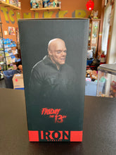 Load image into Gallery viewer, IRON STUDIOS Friday The 13th Jason Voorhees Art Scale 1/10 Deluxe Figure
