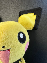 Load image into Gallery viewer, Tomy Pokémon 2018 Pichu 6” Preowned Plush
