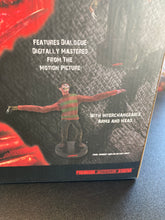 Load image into Gallery viewer, FACTORY ENTERTAINMENT A Nightmare On Elm Street Freddy Krueger Premium Motion Statue
