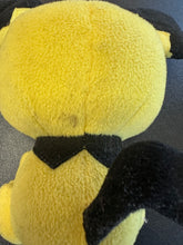 Load image into Gallery viewer, Tomy Pokémon 2018 Pichu 6” Preowned Plush

