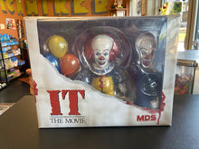 Load image into Gallery viewer, MEZCO TOYZ Designer Series IT The Movie Pennywise Figure
