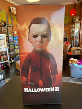 Load image into Gallery viewer, MEZCO TOYZ Designer Series Mega Scale HALLOWEEN II Michael Myers
