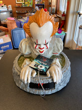 Load image into Gallery viewer, SPIRIT IT Chapter Two Pennywise Light Up Statue
