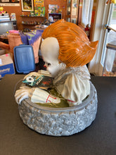 Load image into Gallery viewer, SPIRIT IT Chapter Two Pennywise Light Up Statue
