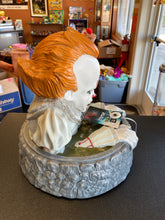 Load image into Gallery viewer, SPIRIT IT Chapter Two Pennywise Light Up Statue
