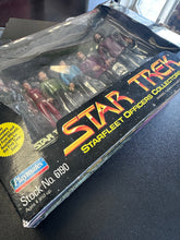 Load image into Gallery viewer, Playmates Collector Set Star Trek Starfleet Officers Figures
