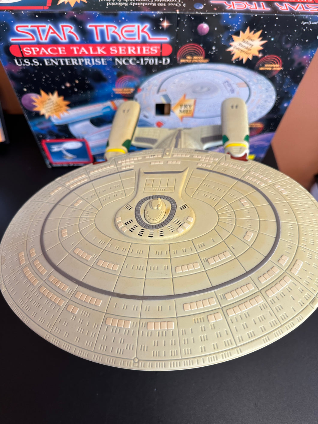 Playmates Star Trek Space Talk U.S.S. Enterprise NCC-1701-D Preowned Works