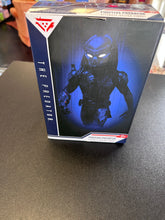 Load image into Gallery viewer, NECA ULTIMATE FUGITIVE PREDATOR FIGURE PREOWNED INCOMPLETE

