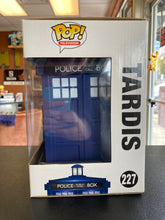 Load image into Gallery viewer, FUNKO POP Doctor Who Tardis 227
