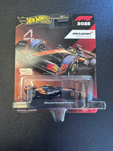 Load image into Gallery viewer, Hot Wheels Premium F1 McLaren Lando Norris #4 2025 1:64
