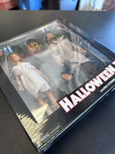 Load image into Gallery viewer, NECA Halloween II Laurie Strode &amp; Dr. Loomis Clothed Figures
