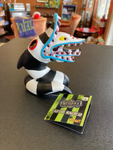 Load image into Gallery viewer, SPIRIT Beetlejuice Light Up Mini Head Sandworm
