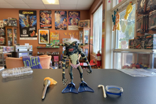 Load image into Gallery viewer, Neca Gremlins Ultimate Summer Games (Complete)
