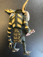 Load image into Gallery viewer, Neca Christmas Carol Winter Scene 2 pack
