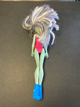 Load image into Gallery viewer, Mattel Monster High 2015 Cheerleader Frankie Stein
