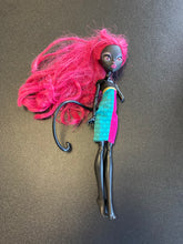 Load image into Gallery viewer, Mattel Monster High Catty Noir Friday The 13th Doll Missing Arm
