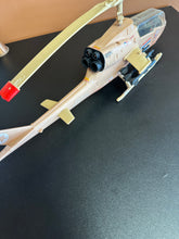 Load image into Gallery viewer, G.I. Joe Assault Locust Dragonfly XH-1 Preowned Helicopter
