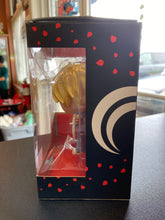 Load image into Gallery viewer, JAZWARES RWBY Jaune Arc Figure FYE Exclusive
