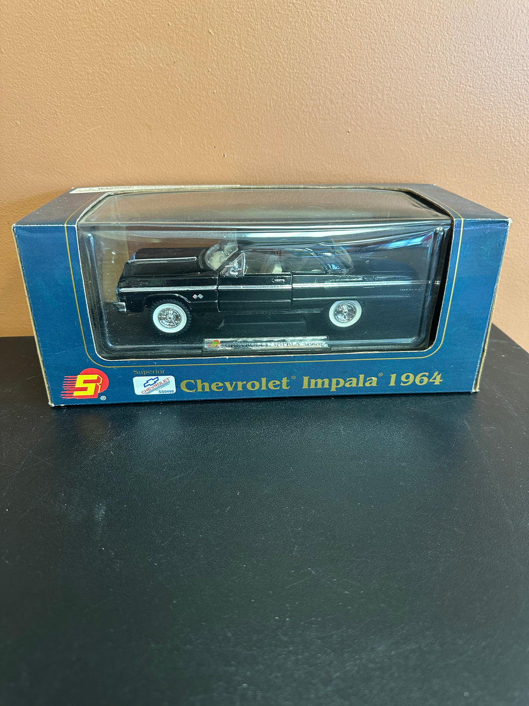 Superior 1964 Chevrolet Impala Black 1:24 Scale Box Dmg