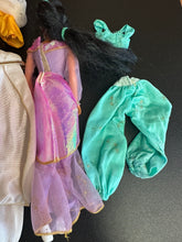 Load image into Gallery viewer, Disney Jasmine and Aladdin Dolls with City Outfits, Abu, &amp; Magic Lamp Preowned
