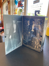 Load image into Gallery viewer, NECA Universal Monsters Ultimate Dracula Figure
