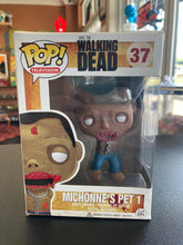 Load image into Gallery viewer, FUNKO POP The Walking Dead Michonne’s Pet (1) 37
