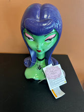 Load image into Gallery viewer, Bella Lux Green Girl Head Lighted Decor
