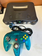 Load image into Gallery viewer, Nintendo N64 Control Deck NUS-001(USA) with 1 wired controller PREOWNED
