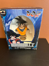 Load image into Gallery viewer, Palisades Funimation Dragonball Z Goku Mini Resin Bust
