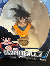 Load image into Gallery viewer, Palisades Funimation Dragonball Z Goku Mini Resin Bust
