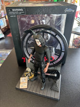 Load image into Gallery viewer, Diamond Gallery Diorama The Crow Preowned with Box
