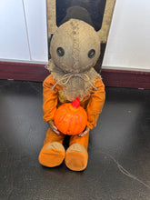 Load image into Gallery viewer, Spirit Trick ‘r Treat Sitting Sam Doll &amp; Pumpkin with Box
