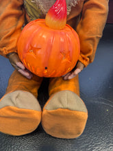 Load image into Gallery viewer, Spirit Trick ‘r Treat Sitting Sam Doll &amp; Pumpkin with Box
