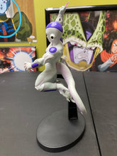 Load image into Gallery viewer, Banpresto 6x Materia Dragon Ball Z Frieza (missing energy blast)
