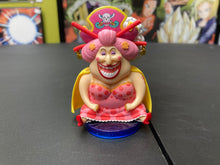 Load image into Gallery viewer, Banpresto Chibi One Piece Mini Figure Big Mom
