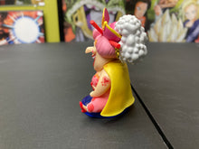 Load image into Gallery viewer, Banpresto Chibi One Piece Mini Figure Big Mom
