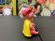 Load image into Gallery viewer, Banpresto Chibi One Piece Mini Figure Big Mom
