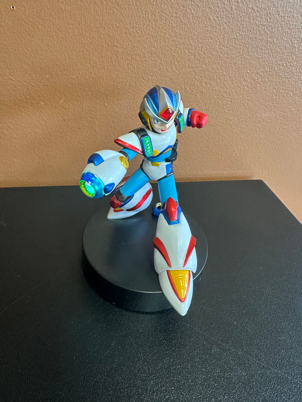 Bandai Megaman X Second Armor White Rockman Light Up Figure Preowned