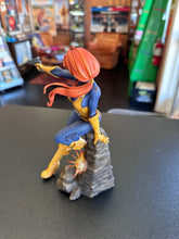 Load image into Gallery viewer, KOTOBUKIYA G.I. JOE 1/7 SCALE PRE-PAINTED FIGURE SCARLETT PREOWNED
