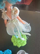 Load image into Gallery viewer, Rose Petal Place 1984 Lily Fair Doll w/ Purse &amp; Comb Preowned
