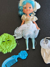 Load image into Gallery viewer, Rose Petal Place 1984 Lily Fair Doll w/ Purse &amp; Comb Preowned
