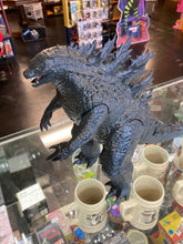 Load image into Gallery viewer, Jakks Pacific 2019 Toho Godzilla King of the Monsters 12” Figure
